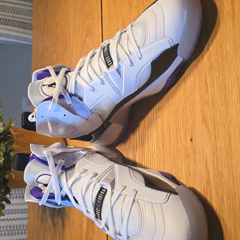 Jordan Jumpman Two Trey